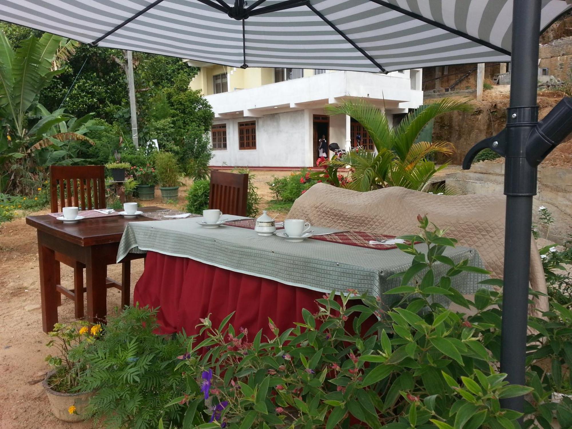 Wow Home Stay Ella Exterior foto